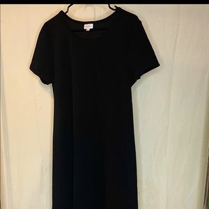 EUC Lularoe Textured Black Carly L